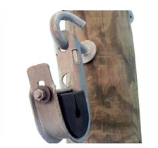 Suspension clamp with hook bolt